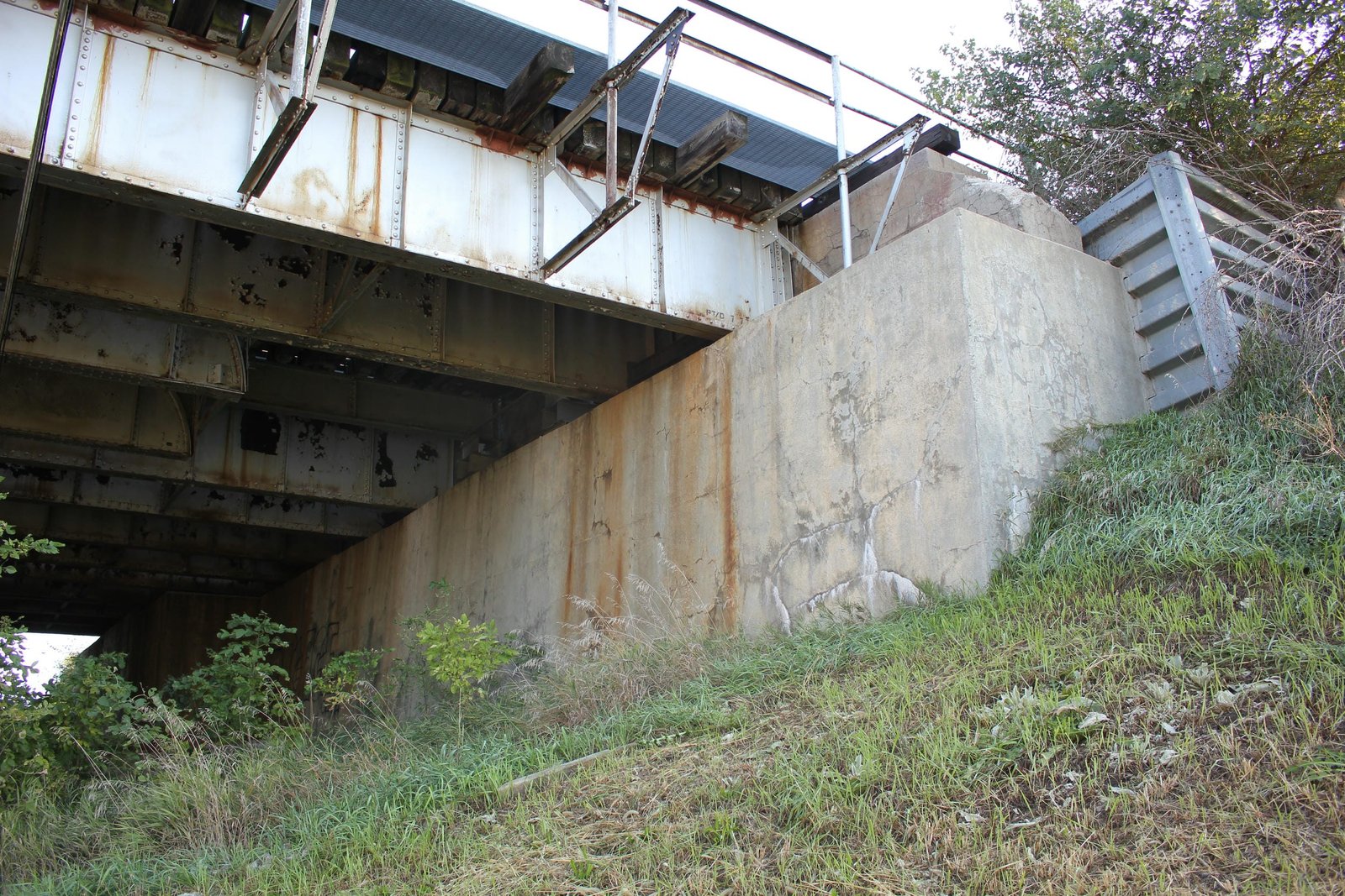 East abutment